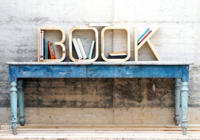 book-letters-boekenkast